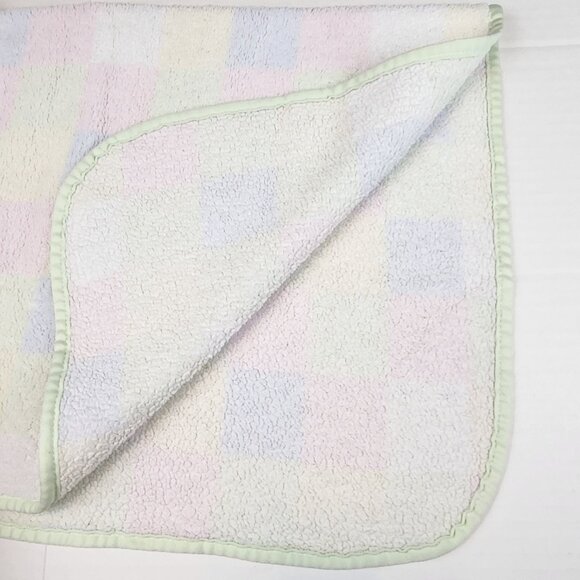 Pastel color blocks baby blanket Bear Duck embroidery Baby Connection - Picture 3 of 5